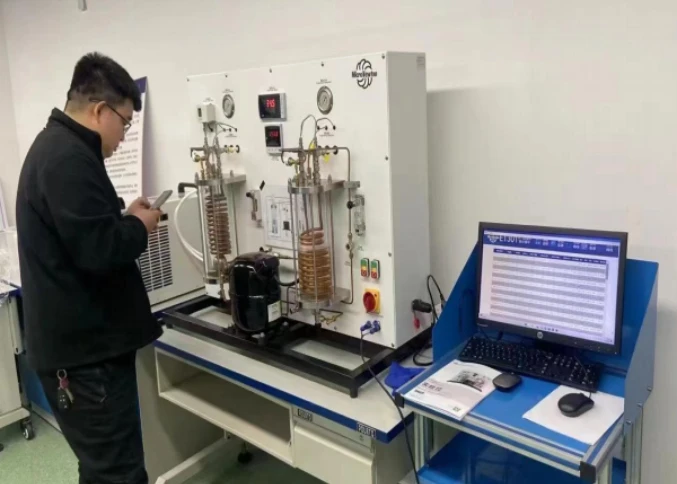 Desenvolvendo educa&ccedil;&atilde;o pr&aacute;tica em refrigera&ccedil;&atilde;o na Universidade Jiao Tong de Xangai