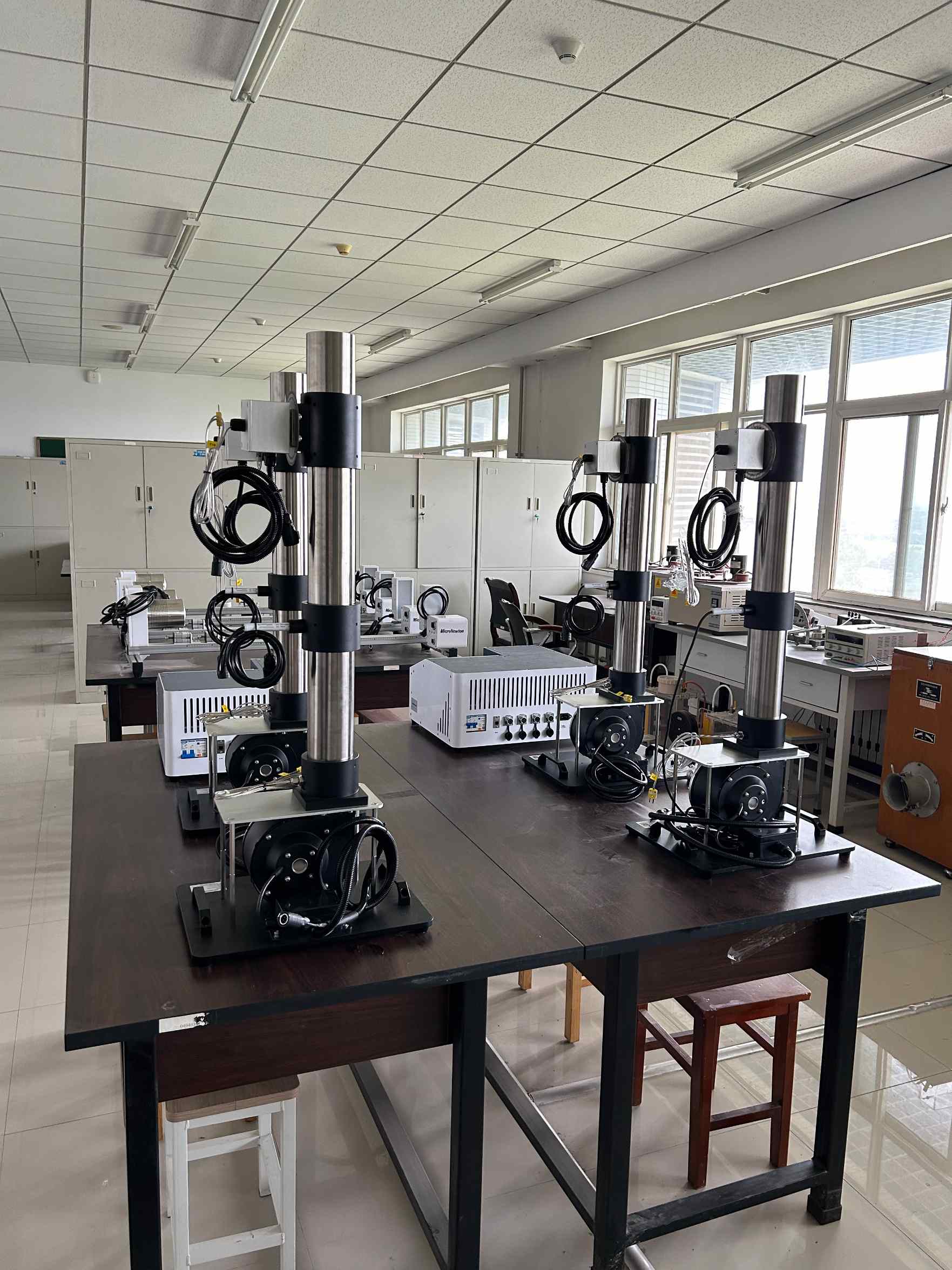 Construindo Educação Prática em Transferência de Calor na Northwestern Polytechnical University