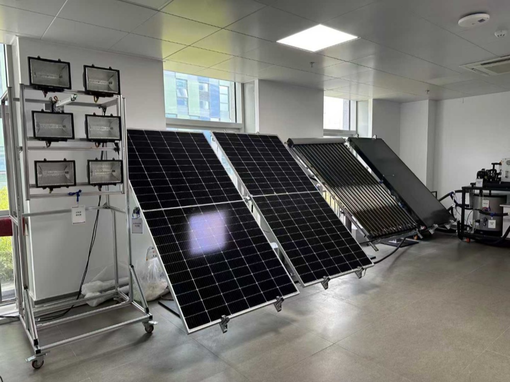 Educação prática em energia renovável e armazenamento de energia na Southeast University 
